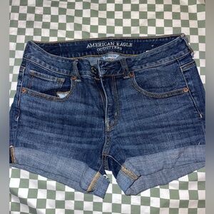 American Eagle size 8 shorts midi super stretch shorts